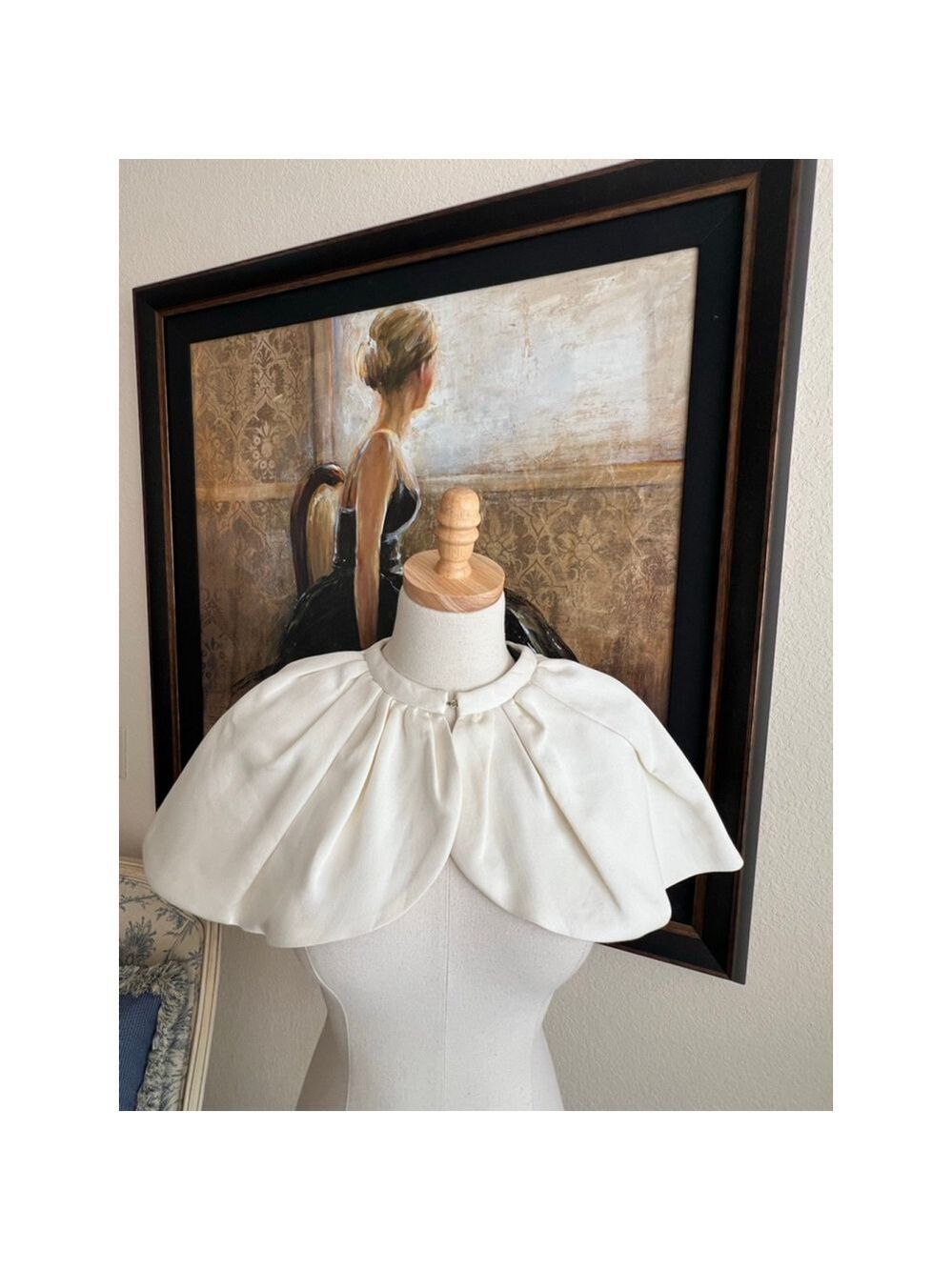 NWT Women's Burberry Ivory OneSize Shrug